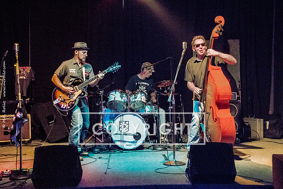 Dragstrip Phantoms at Strange Brew April 25 2015-012-3