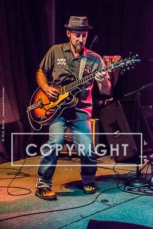 Dragstrip Phantoms at Strange Brew April 25 2015-024-9