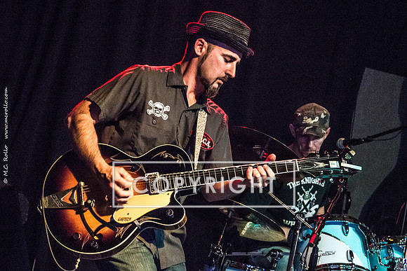 Dragstrip Phantoms at Strange Brew April 25 2015-030-12