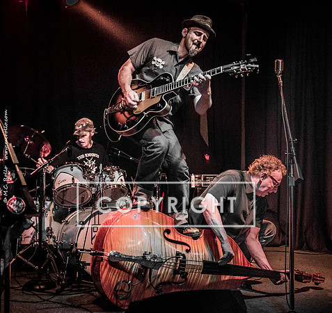 Dragstrip Phantoms at Strange Brew April 25 2015-158-26
