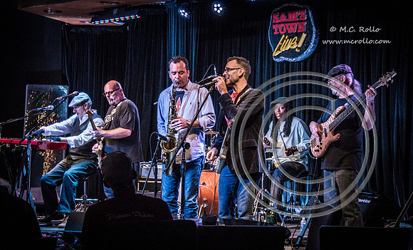 Sams Town Blues Jam with Joe Nadeau 8-20-15-4181