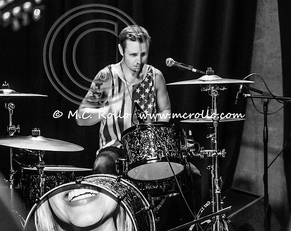 Irene and the Sleepers at Strange Brew 11-27-2015-010
