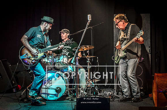 Dragstrip Phantoms at Strange Brew April 25 2015-092-2