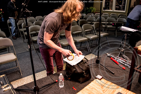 Hwy Lions sound check S'port House Concert  11-23-14-122-9